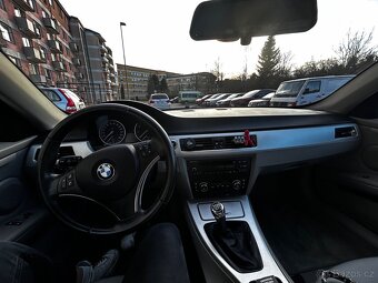 BMW E92 320i - 17