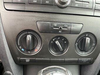 Škoda Octavia 2 kombi - 1.9 TDI - 17