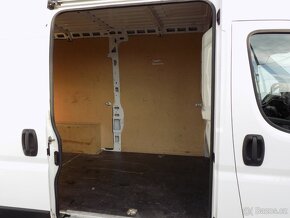 Peugeot Boxer 2.2 BlueHDi/333/L2H2/NAVI/DPH/ - 17
