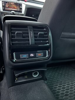 2019 rok. Volkswagen Passat B8. 2.0 TDI (110 kw) - 17