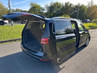 VOLKSWAGEN SHARAN 2.0tdi - 125kw-7míst-automat - 17