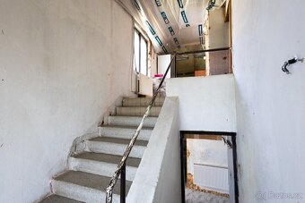 Prodej, rodinný dům 6+1, 1222 m² - Týček - 17