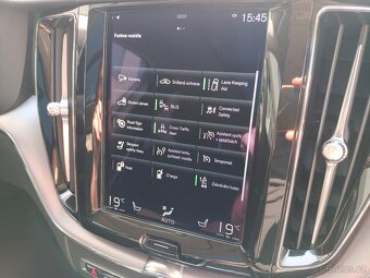 Volvo XC60 T6 Recharge AWD 251kW 4x4 Geartronic Panorama ACC - 17