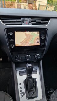 ŠKODA OCTAVIA 3 2.0 TDI 110KW.DSG.ROK 2018.VELKÁ NAVI.ALU 18 - 17