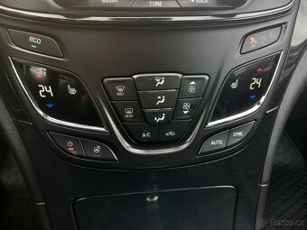 Opel Insignia 2.0 CDTi COSMO 4x4 NAVI 2xKOLA r.2015 - 17