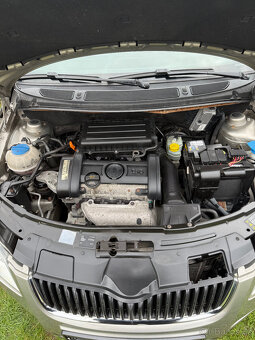 Škoda Roomster 1.4 63 kW benzín, 2008 - 17