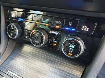 Škoda Superb iV Combi Style 1.4 TSI 160kW - záruka Autodraft - 17