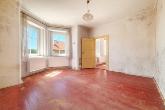 Prvorepubliková vila 5+2 (7+3) 380m2 / balkon /garáž / zahra - 17