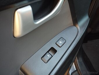 Kia Sportage r.v.2011 , 1995 ccm ,diesel, AWD ,manuál. - 17