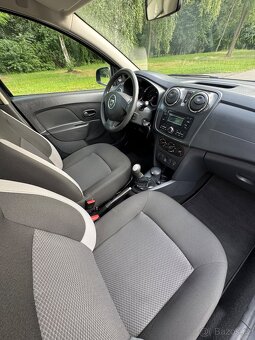 DACIA SANDERO 1,2 i  16V.   77.800 KM  - 17