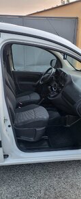 Mercedes-Benz Citan Tourer 109cdi,2017,klima,Dph,navi - 17