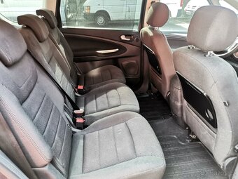 Ford S-MAX 2.0TDCi 103kw Titanium AUT - 17