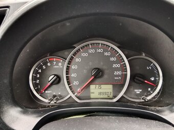 TOYOTA YARIS 1.0VVT-i 1MAJITEL koupeno ČR - 17