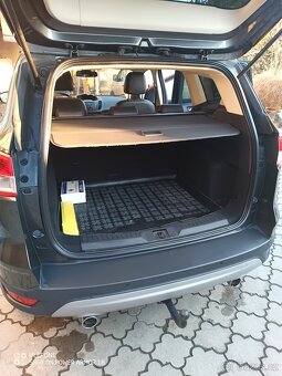 Ford Kuga 4×4, 132 kw Titanium 2.0 tdci - 17