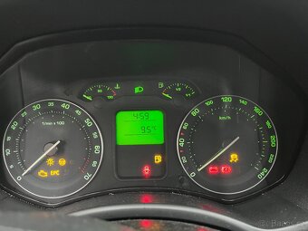 Skoda octavia 2 veskere nahradni dily - 17