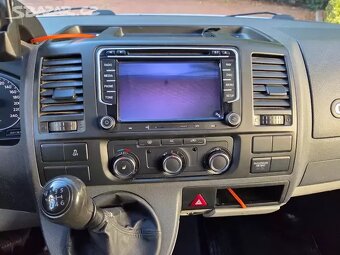 VW Transporter 2.0 TDI 103kW,tažné,kamera,bez koroze,navi - 17