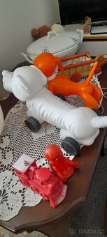 Retro hračky     modrá mašinka prodána - 17