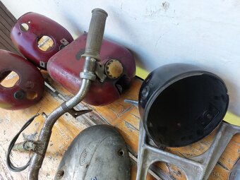 Dily jawa parez, stadion, kyvacka, oilmaster, predvalecna - 17