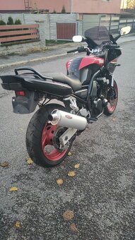 Yamaha Fzs 600 Fazer - 17