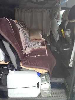 Ford transit obytna dodavka - 17
