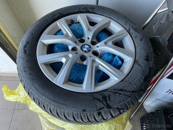 xDrive 18d Advantage LED DPH - 17