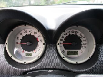 VW LUPO  - 1.0 - 17