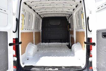Volkswagen Crafter, 2.0TDi.L2H1.SERVIS VW.DPH - 17
