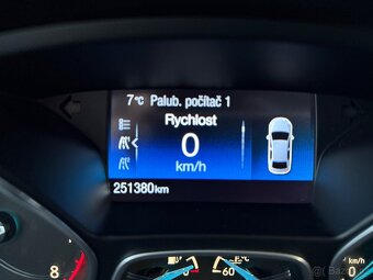 Ford Focus,  1.5 EB, 110kw Nové v ČR - 17