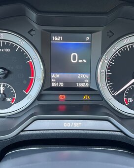 Škoda Octavia Combi SCOUT 1.8 TSI 4x4 DSG, 89.200km DPH - 17