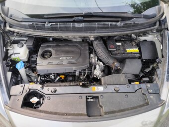 KIA CARENS 1.7 CRDI  104 kw rok 2016  7mi místné - 17