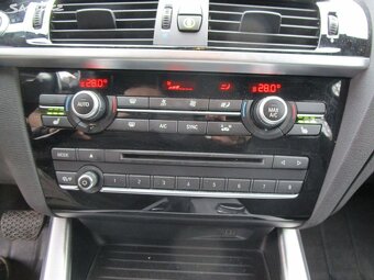 BMW X4, 2,0D-4x4-140KW-KOUPEN V ČR - 17