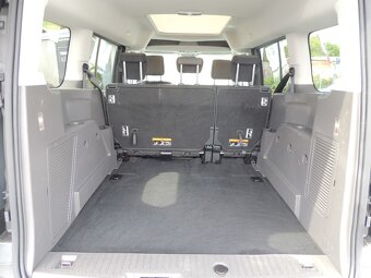 Ford Tourneo Connect 1.5TDCi,88kw,L2,Titanium,ČR,-21%DPH - 17
