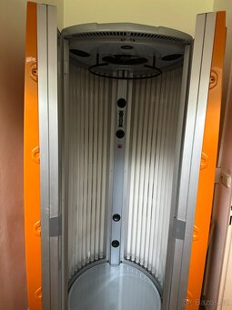 Vybavení fitness centra - posilovací stroje - 17