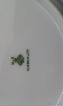 Prodám silnostěnné staré talíře - 17