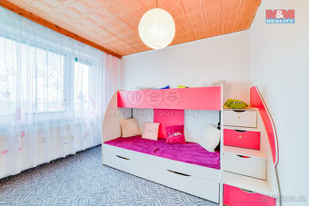 Pronájem bytu 3+1, 66 m², Cheb, ul. Přátelství - 17