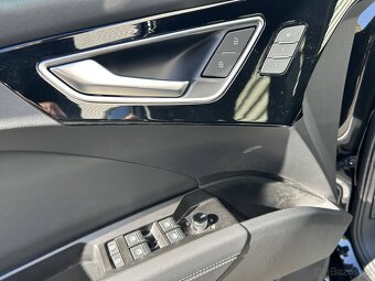 Audi Q4,  45 E-TRON 1.MAJ/QUATTRO/ČR/DPH - 17