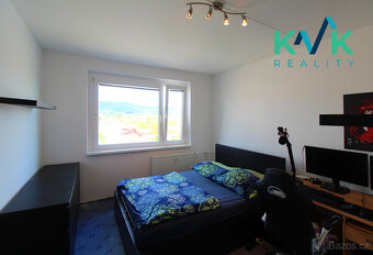 Byt v dispozici 4+1(+lodžie) o výměře 93 m², Ostrov - 17
