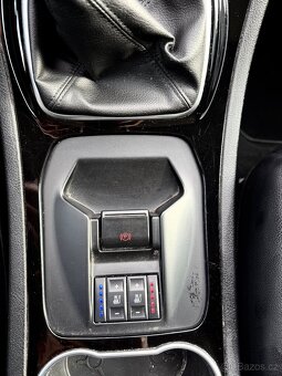 FORD S-MAX top výbava - 17