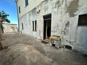 Prodej řadového domu 3+1 - Caronia Marina (Sicilie, Itálie) - 17