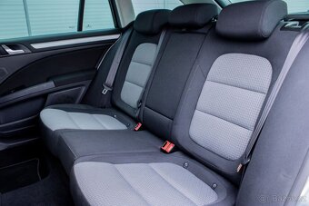 Škoda Superb Combi 1.6 TDI CR DPF Elegance - 17