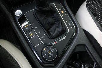 Volkswagen Tiguan 2.0 BiTDI 4MOTION DSG OFFROAD 176KW - 17