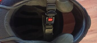 Výbava na moto - helma, rukavice, džíny, boty - 17