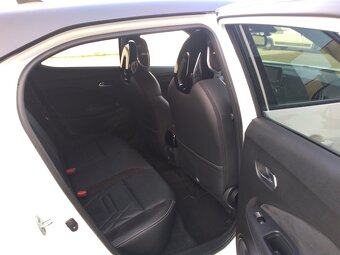 2021_Nissan Juke_ÚPLNE PLNÁ VÝBAVA_253.000Kč netto_ - 17
