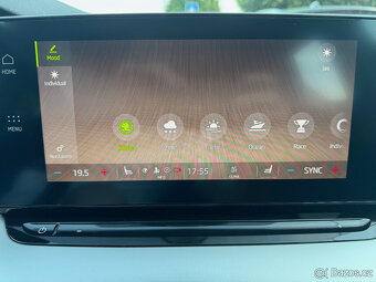 OCTAVIA IV 2.0TDI 110kW DSG STYLE+ NAVI LED KOUPENO V ČR DPH - 17