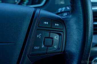 Volvo V40 D2 Momentum - 17