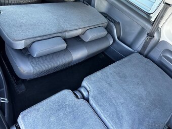 Maxi 2.0tdi 103kw DSG 7-míst, 253000km, Webasto na DO - 17