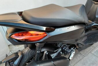 Piaggio Beverly 300 HPE, 2023, TOP stav, 6000km - 17
