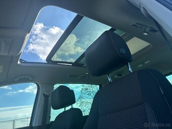 Sharan 2,0 Tdi DSG 110kW 7míst TZ panorama navi - 17