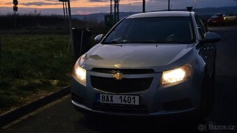 Chevrolet Cruze - 17
