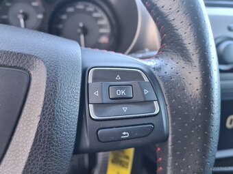 SEAT LEON FR 2.0TDi 125KW  TEMPOMAT - 17